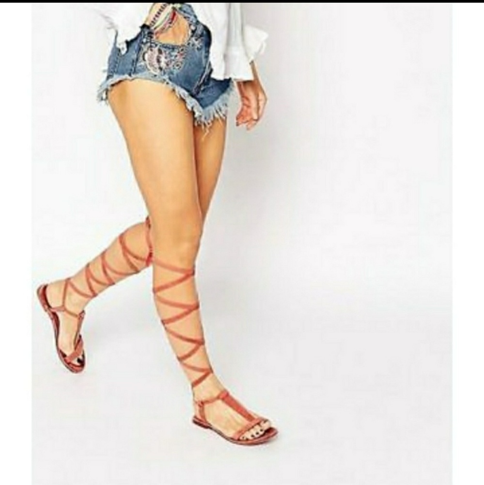 Free People Dahlia lace-up sandals. SZ-8